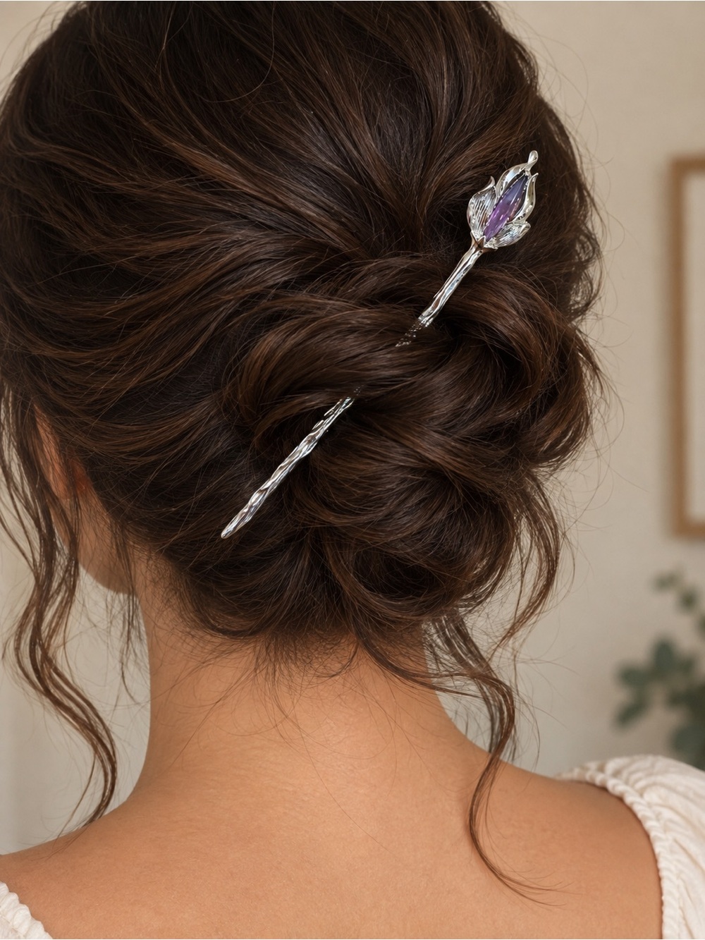 Traditional Chinese Hair Pin in Silver with Purple Gemstone